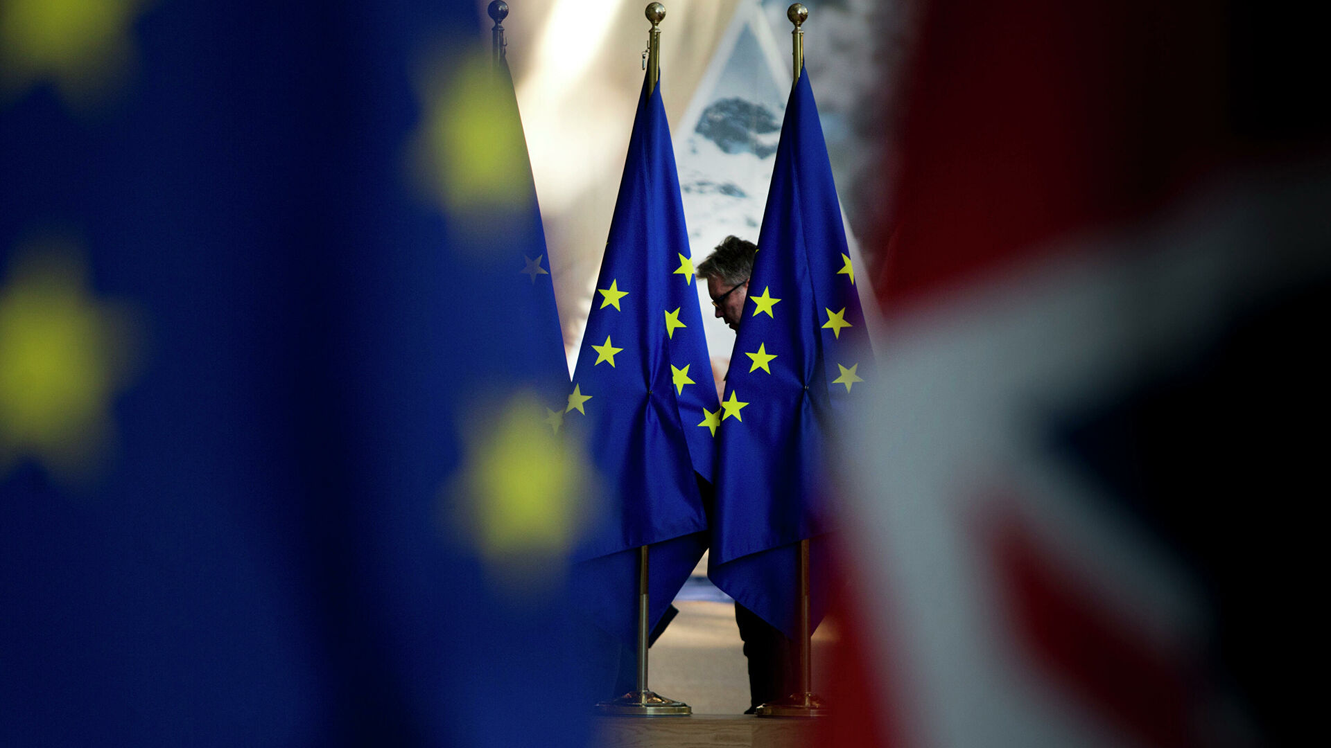 Flags of the European Union in the building of the Council of Europe in Brussels - RIA Novosti, 1920, 25.02.2022
